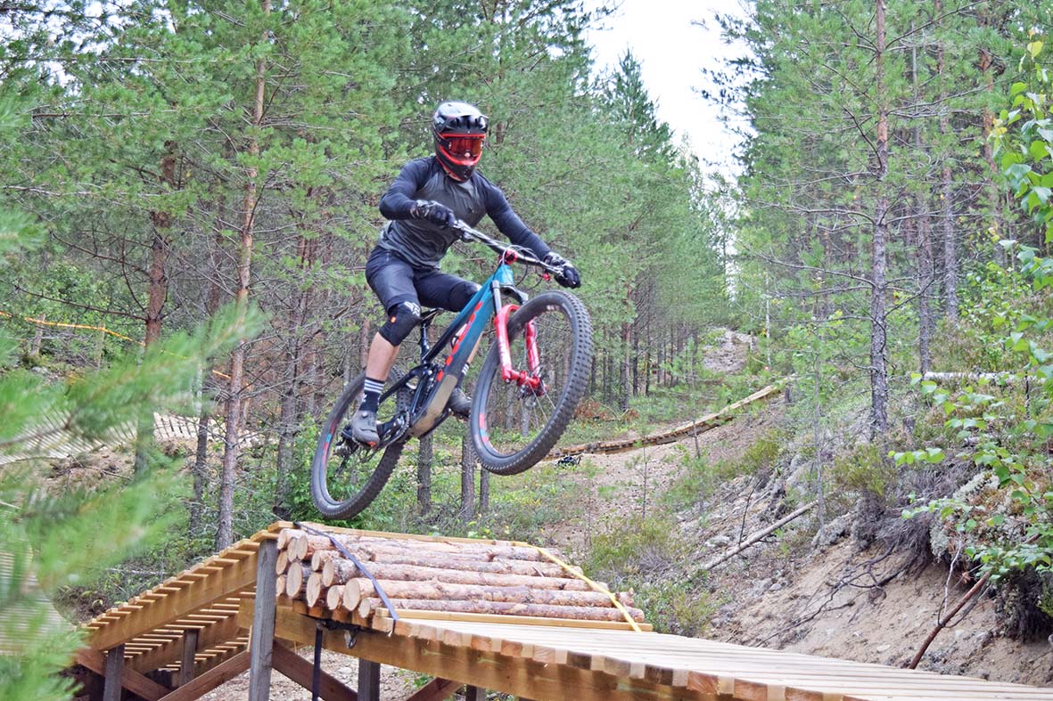 Pärnä Bike Park tarjoaa lisämaustetta maastopyöräilyyn – ”Suomen  mittakaavassa erittäin hyvin suunniteltu kokonaisuus”